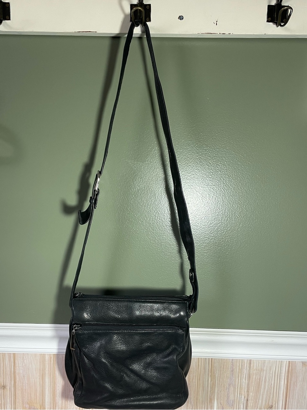 Wilsons Leather Black Pebbled Leather Crossbody Bag